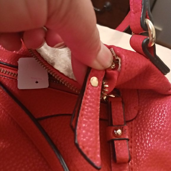 Charming Charlie Crossbody Bag - Picture 10 of 16